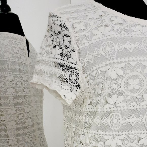 Forever 21 Cream Floral Lacey Lined Top Sz Large - Picture 10 of 16